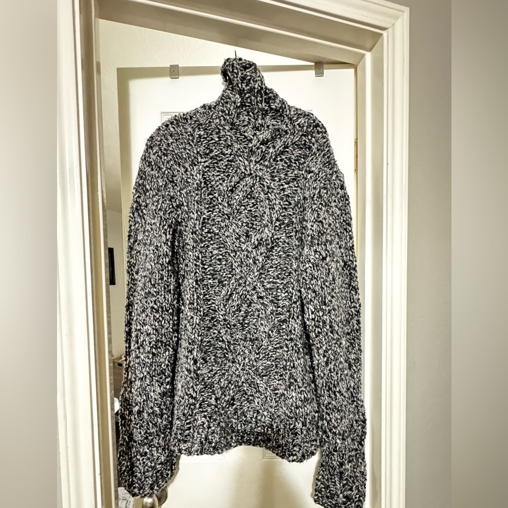 Todd Snyder Monochrome Knit Sweater
